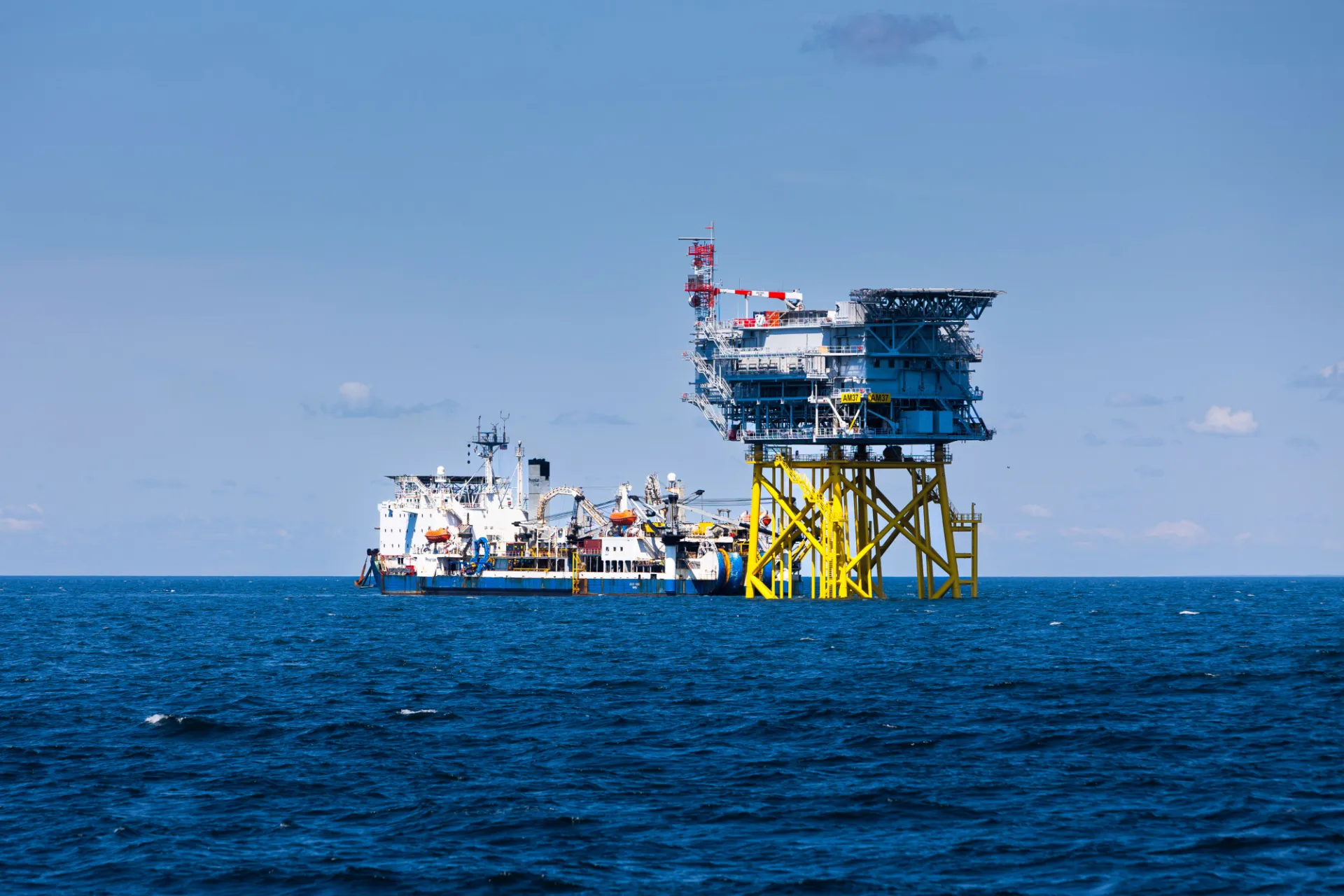 Oil rig