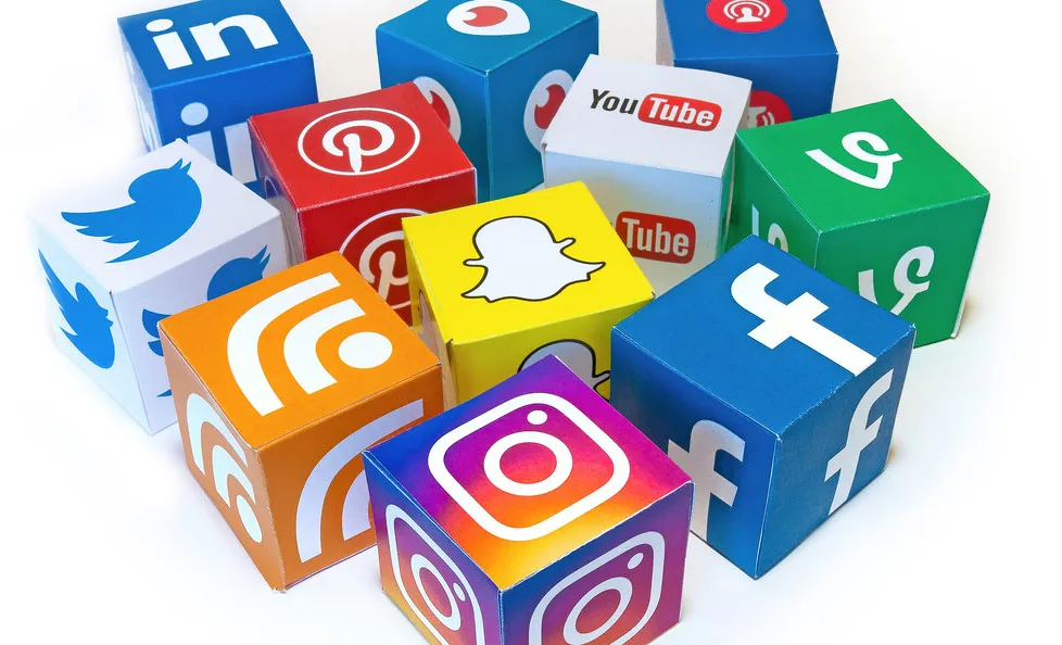 social media 